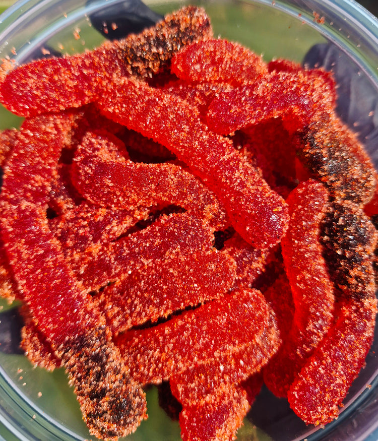 Gummy worms enchilados